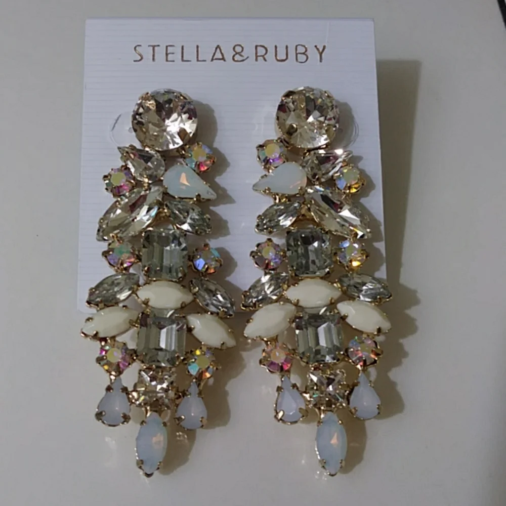 - Stella & ruby earrings - Picture 5 of 5